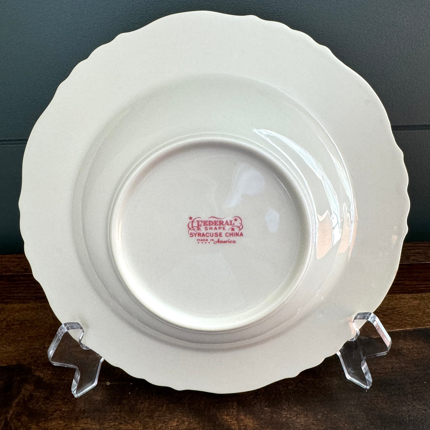 Vintage Carvel Pattern Rimmed Soup Bowls by Syracuse China